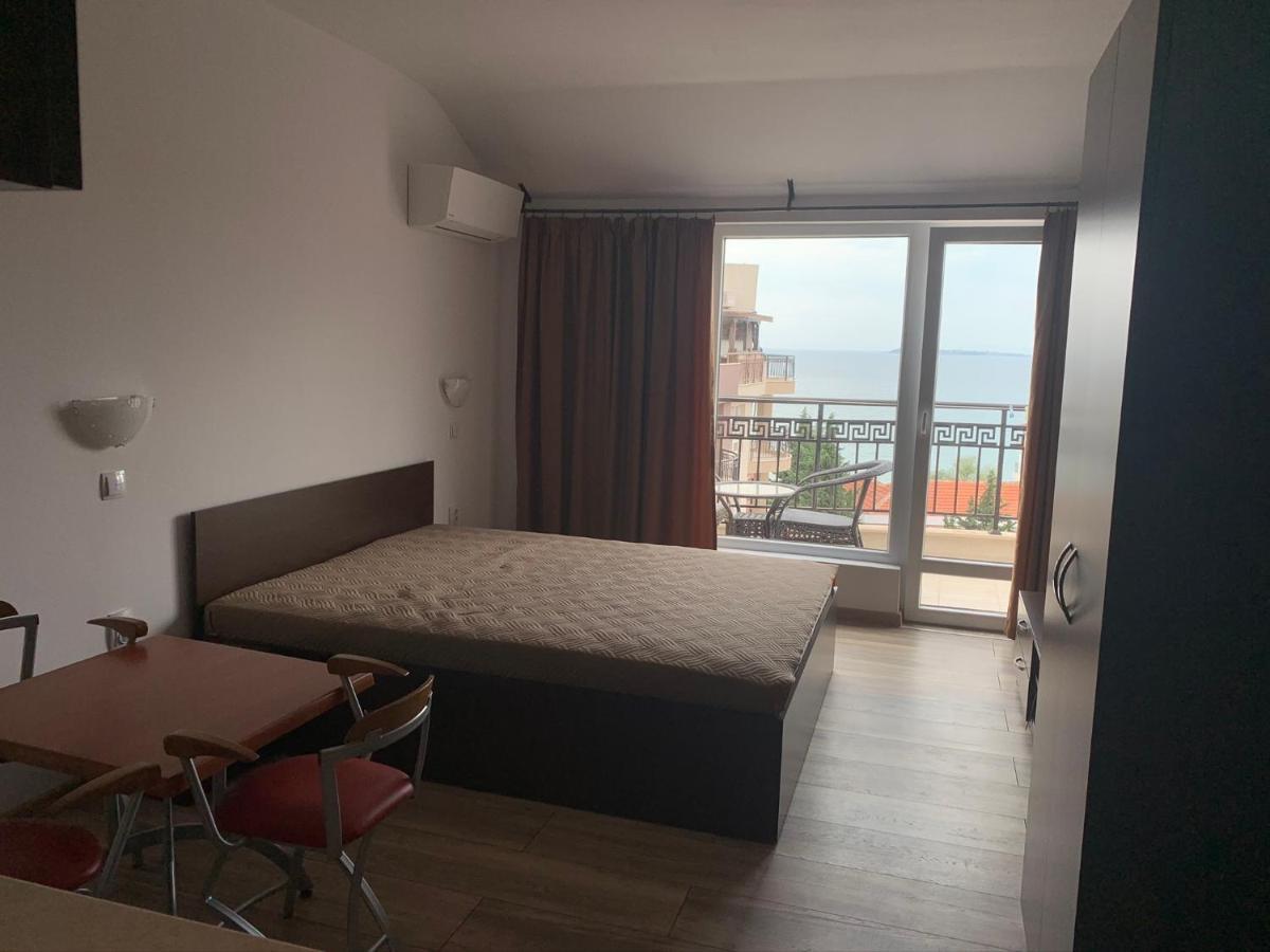 Marina Bay Apart Saint Vlas Sveti Vlas Exterior photo