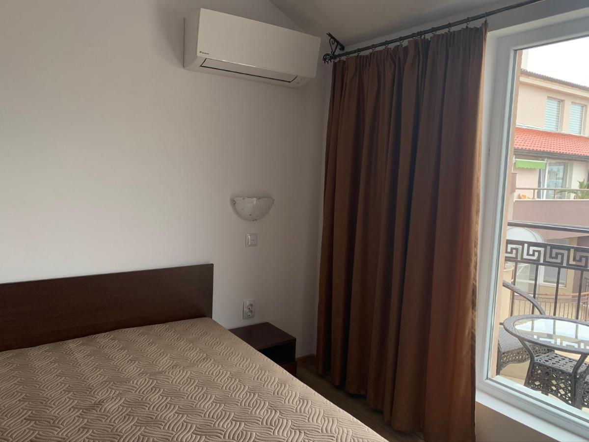 Marina Bay Apart Saint Vlas Sveti Vlas Exterior photo